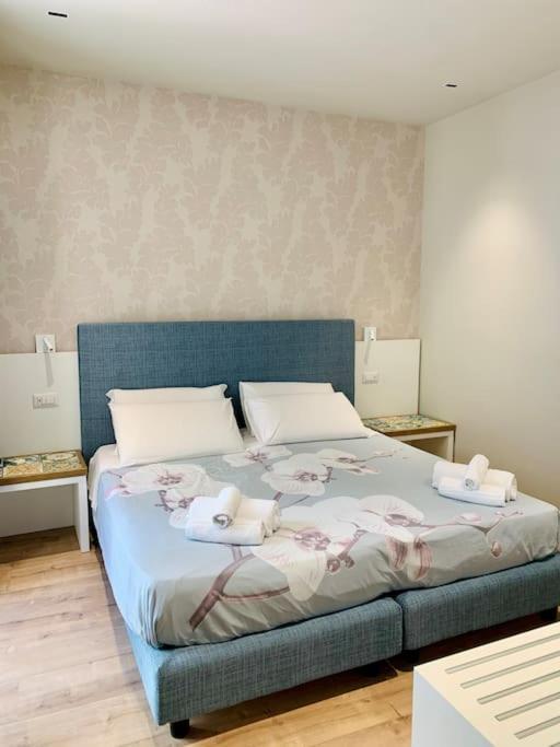 Alex Charme Central Apartments - Corso Umberto Taormina Kültér fotó